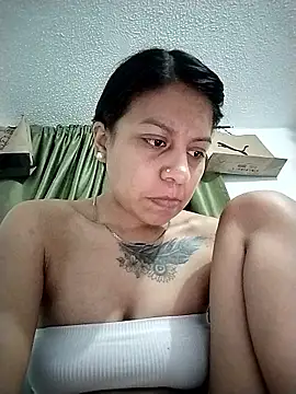 Chatroom XXX en direct de Tiphanydirty3