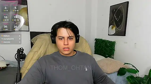 Thom_Ohtani's Live XXX Chat