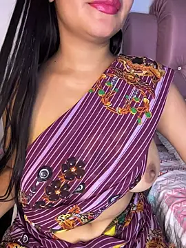 shara_queen1's Live XXX Chat