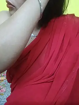 Princessroooh Adlı Modelin Canlı XXX Sohbeti