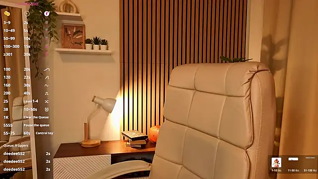 CatEyePro Adlı Modelin Canlı XXX Sohbeti