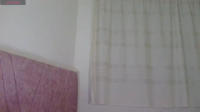 Chat +18 de alessia_temptation ao vivo