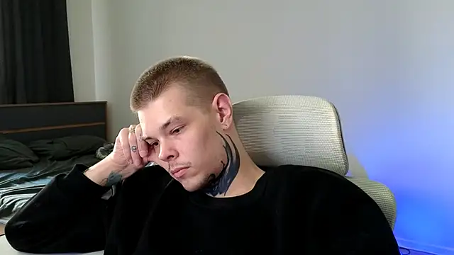 DENIS_HERE – Live XXX-chat