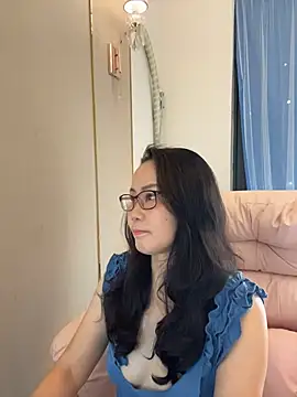 minmin_1370's Webcam Show