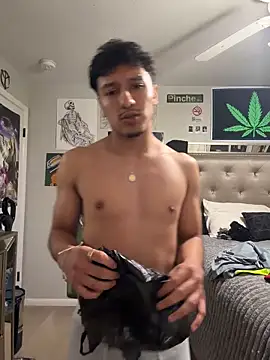 latino_switch Show in webcam
