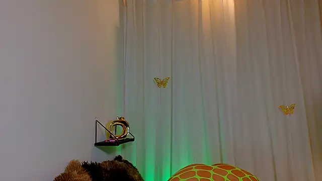 Chat +18 de Kaaiiri ao vivo