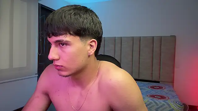 CHRIS_MORGAN1's Live XXX Chat