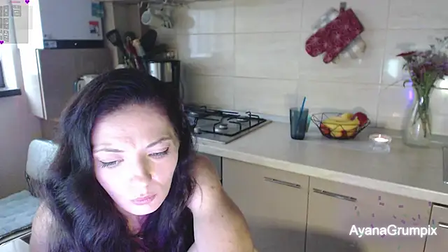 AyanaGrumpix's Live XXX Chat