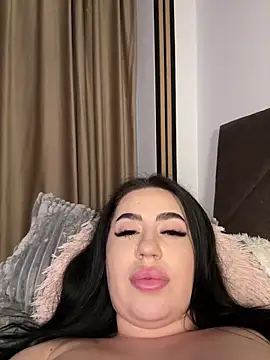 Andrestarr live-chat rom