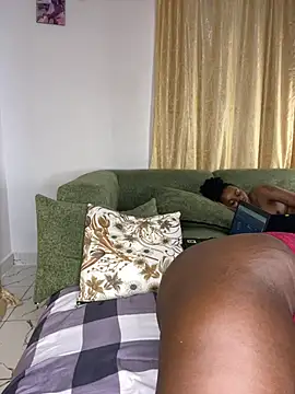 PrettyNaughty_'s Live XXX Chat