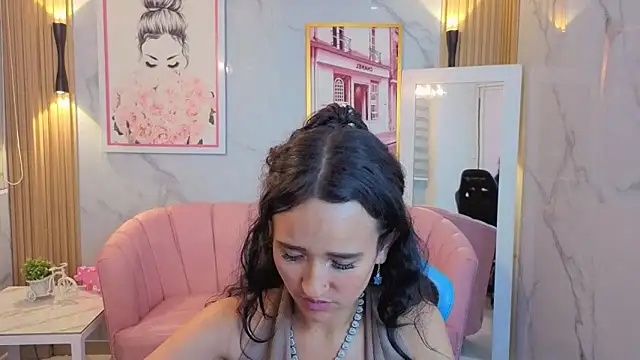 Chat XXX en directo de bella_vibess_s