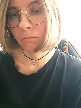 Aashikalaa 即時 XXX 聊天