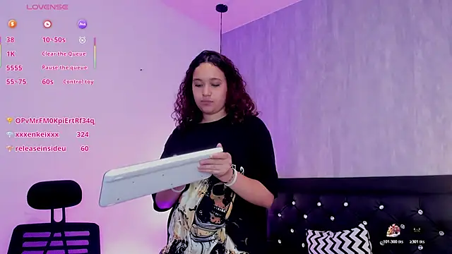 Chat +18 de curly_babe ao vivo
