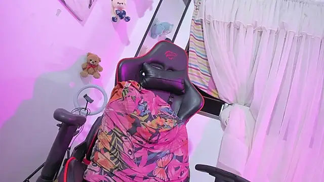 Rihanna_hotx Webcam Show