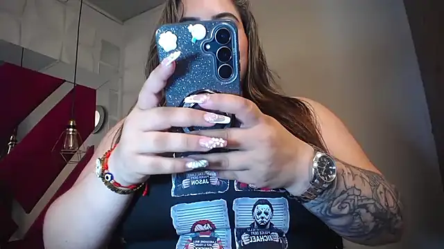 Pertunjukan Kamera Web Penelope_Tits