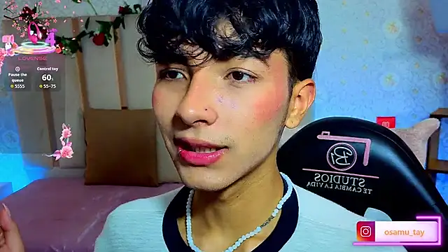 Živý XXX chat osamu_tay