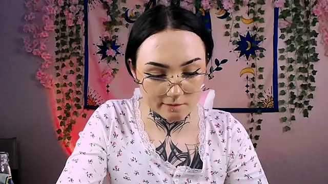 MollyKissy's Live XXX Chat