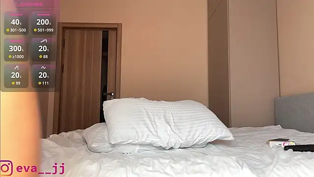 Chat +18 de Eva_JJ ao vivo