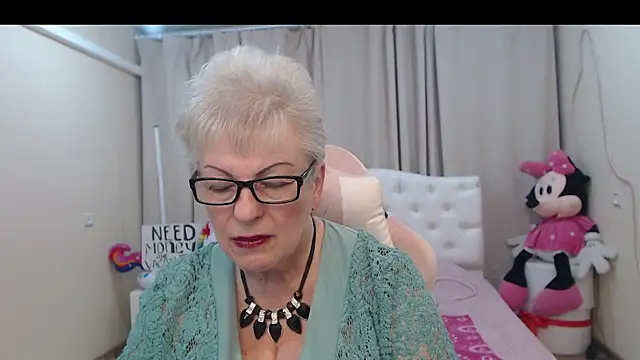KayleSmoll webkamerás műsora