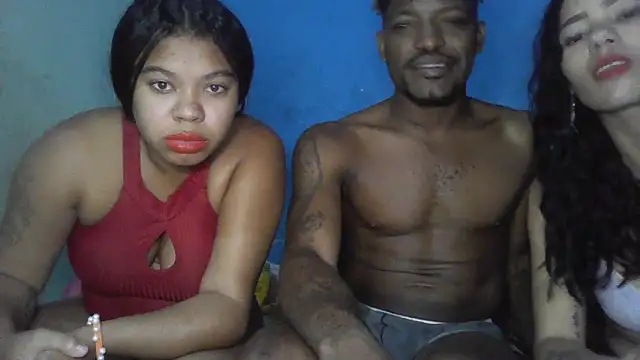 thasmyni Live XXX-chat
