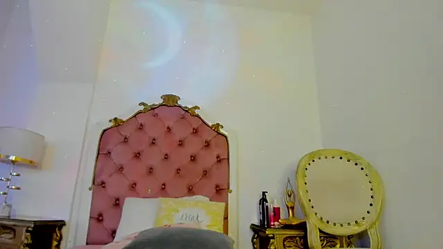 dulce_tentacion___ Adlı Modelin Canlı XXX Sohbeti