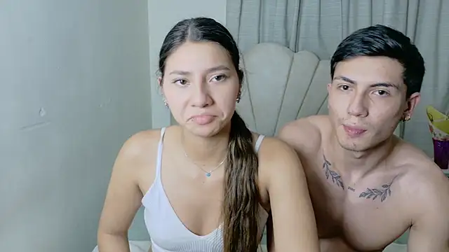 ScarlettAndLucas Live XXX-Chat