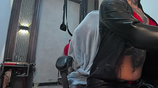 Chat XXX en directo de selene_red_