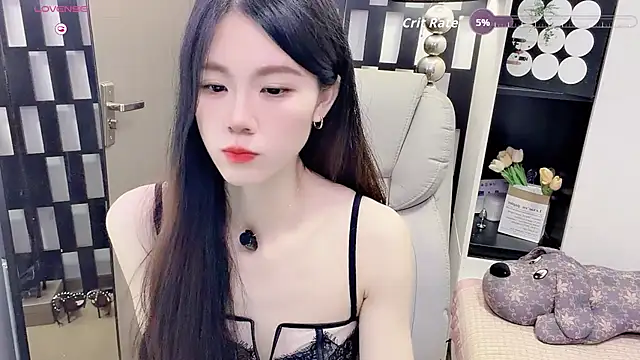 Yueyue-MM 现场XXX聊天
