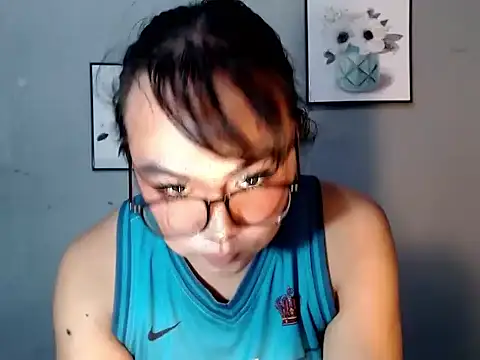 Asianblk_barbiedoll 网络视讯表演