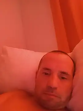 Banana39 live XXX chat