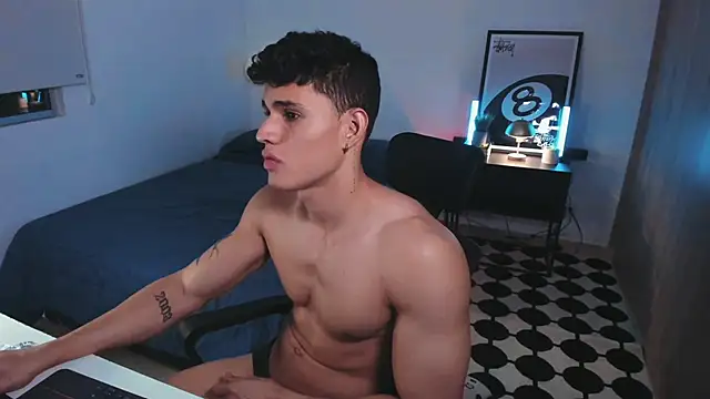 Chatroom XXX en direct de Massimo_Rinaldi
