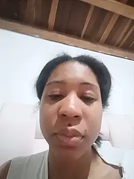 Zaira_Rose_ Adlı Modelin Canlı XXX Sohbeti