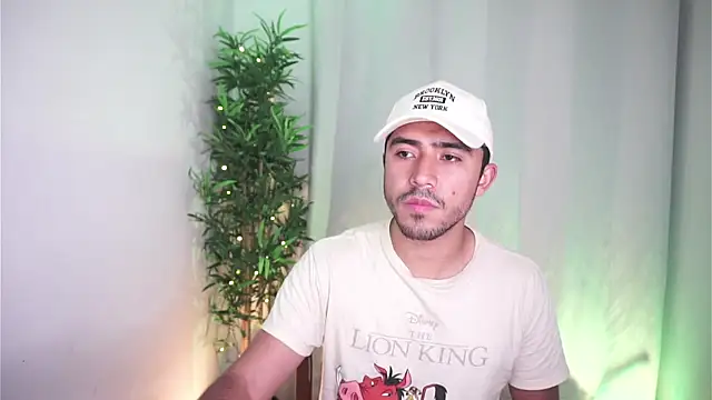Webkamerová show dam0n_fr0st