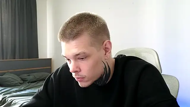 DENIS_HERE Webcam Show