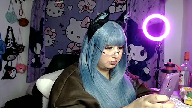 lussyevans24's Live XXX Chat