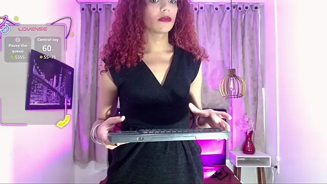 Show de luisa__torres na webcam