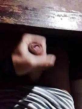 Uridestroy19 Adlı Modelin Canlı XXX Sohbeti