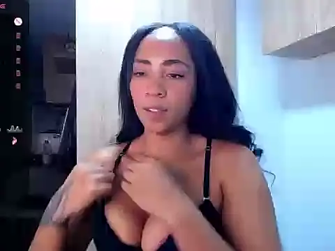 Онлайн чат XXX Danna_Ross_