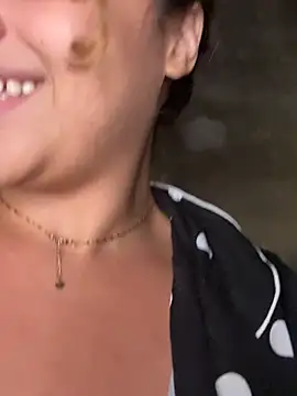 Chloe_Leaozinho Adlı Modelin Canlı XXX Sohbeti