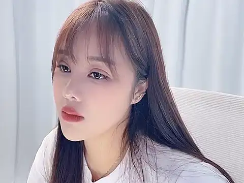 Qingqing19 Adlı Modelin Canlı XXX Sohbeti