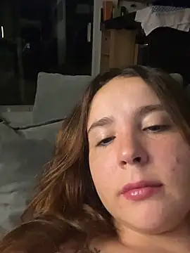 Czat XXX na żywo – AMORINHA_S2_
