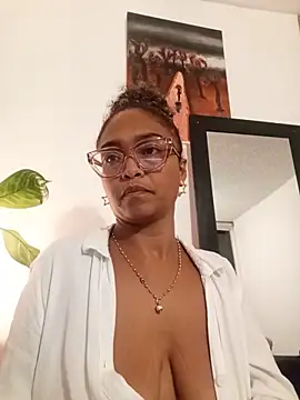 BiiancaEstradaa's Live XXX Chat