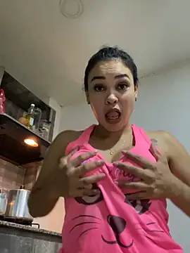 Онлайн чат XXX FOX_LATINA