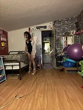 TranSexualJade95: онлайн-секс-чат