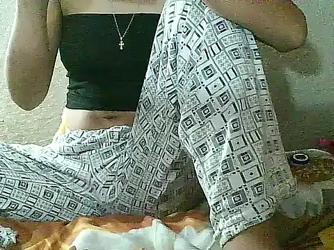 Chatroom XXX en direct de PinaySkinnyGirl