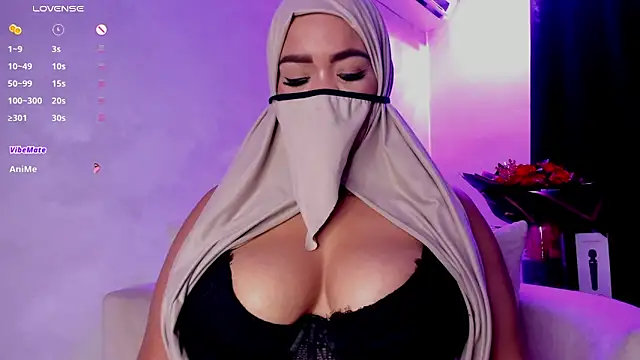 thaira_aly's Live XXX Chat