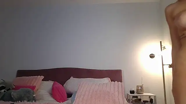 Онлайн чат XXX NicoleSarahX