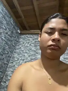 Romie_rous' Live XXX Chat