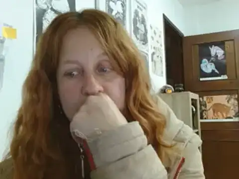 ViioletaMora élő XXX-chatje