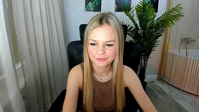 Živý XXX chat MidnighteAura